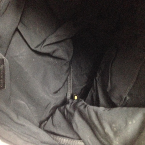 Chanel Silver-Black Weekend-Beach Crossbody - Picture 12 of 13